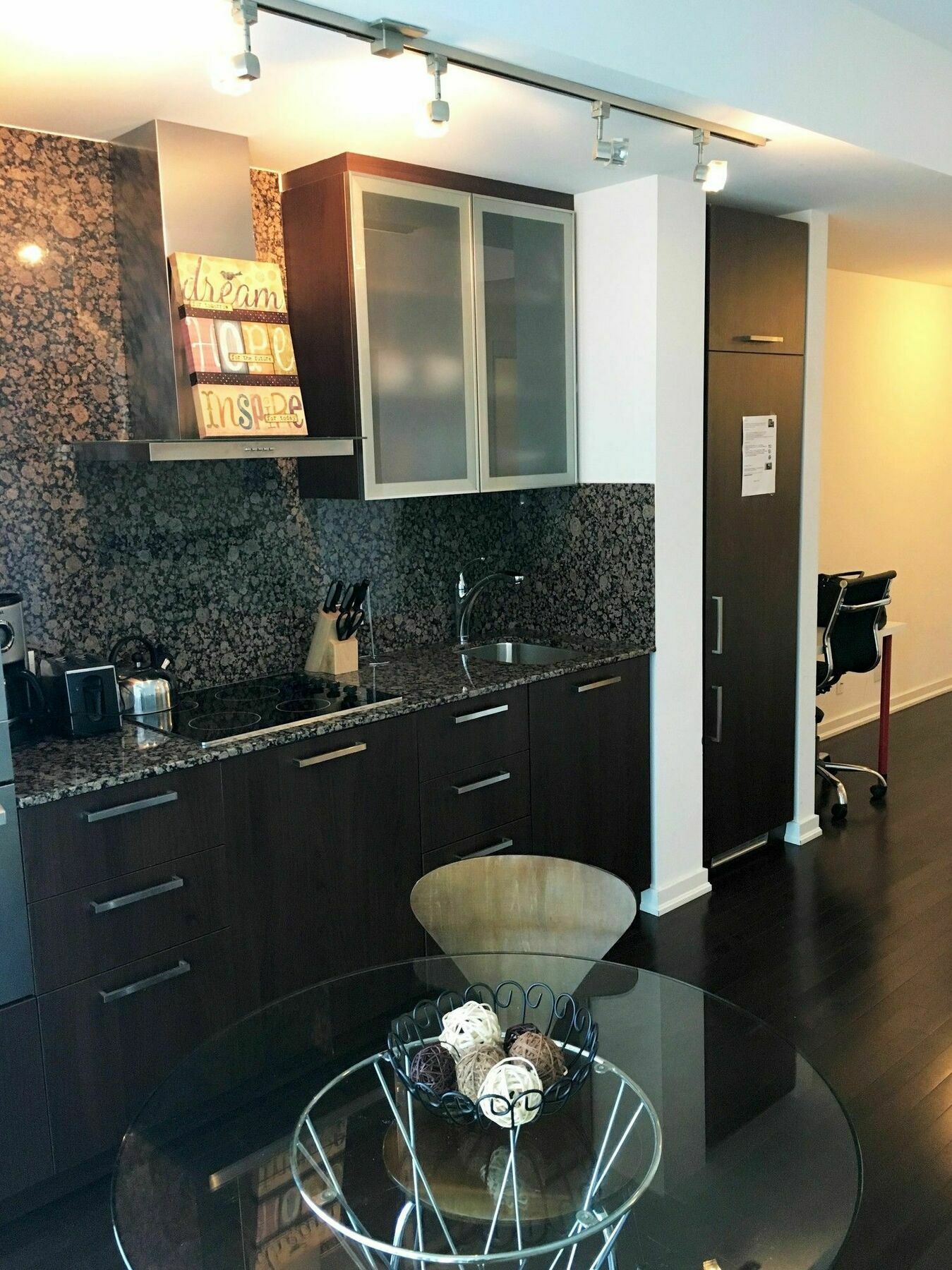 Trinity Suites - Condo On York Street Toronto Exterior foto
